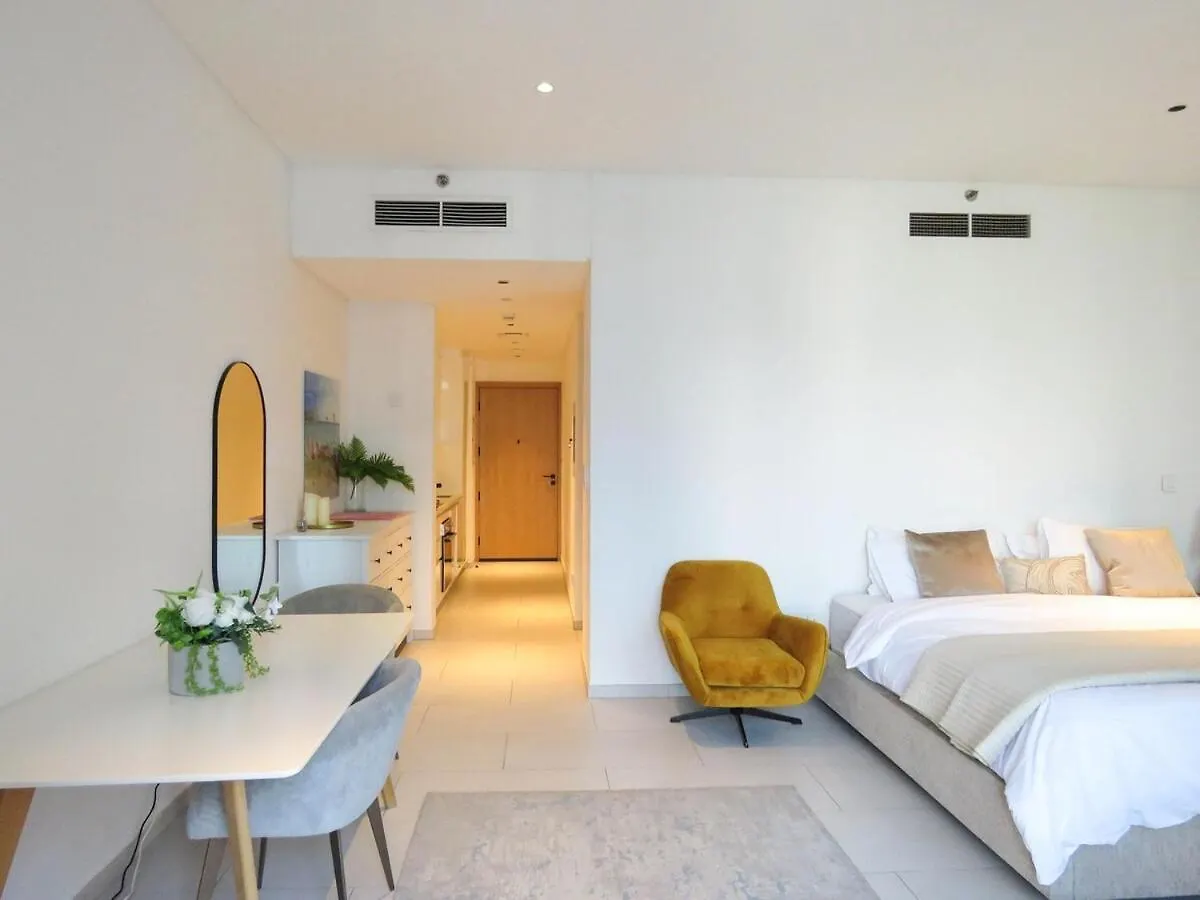 Luxury Living , Beautiful Layout Dubái Apartamento